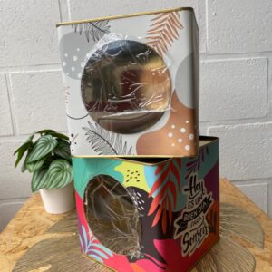 Lata Porta Galletitas de Metal con Visor Central - Vintage
