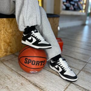 Nike SB DUNK LOW